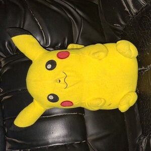 2011 Toy Factory pikachu plush